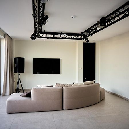 Kaoz Highstreet The Luxury Loft Lägenhet Hoogstraten Exteriör bild